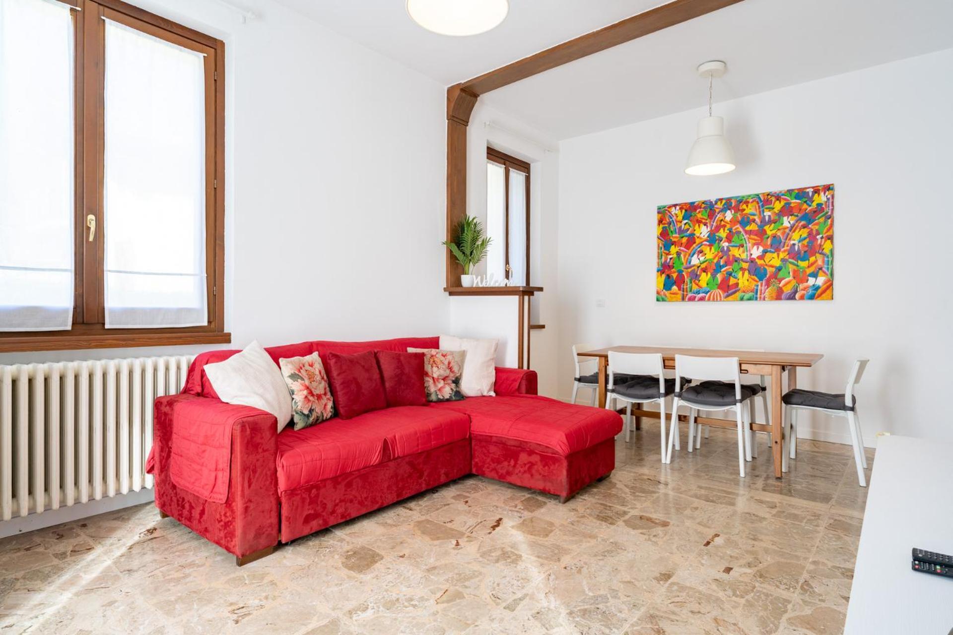 Terrazza Fucinetta Apartment Introbio Екстериор снимка